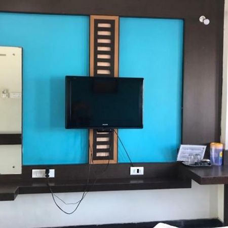 Bharati Lodge Хубли Екстериор снимка