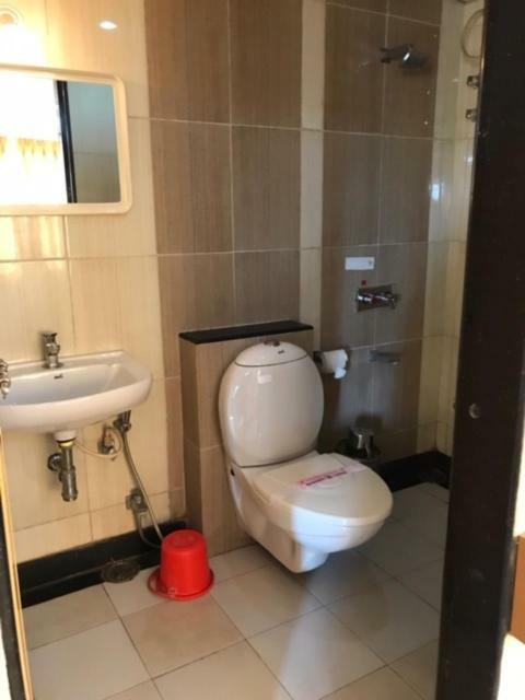 Bharati Lodge Хубли Екстериор снимка